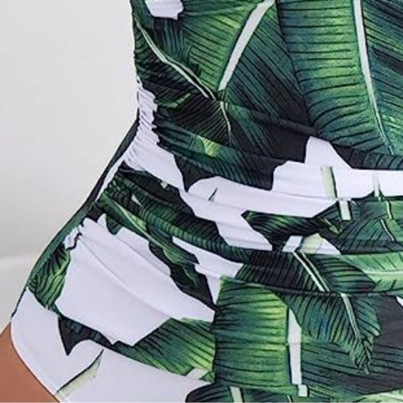 B2PRITY Tropical Palm Frond Leaf V-Neck Ruched‎ Halter 1pc Monokini medium  NWT - Picture 9 of 16